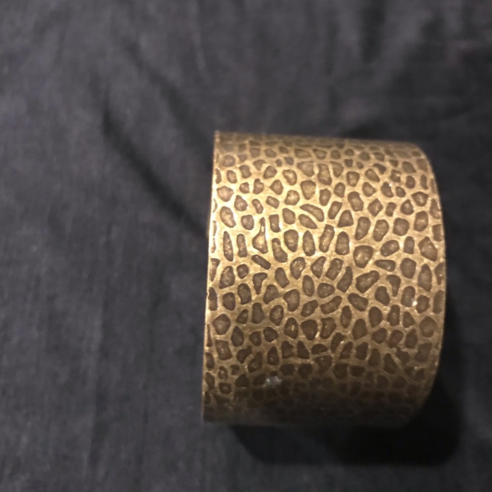 Metal bracelet